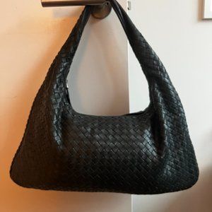 Woven Leather Hobo Bag (Gray)